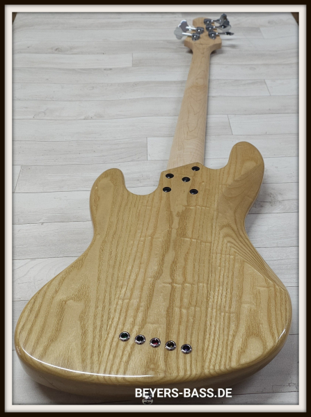 Lakland Skyline 55-60, Natural Gloss